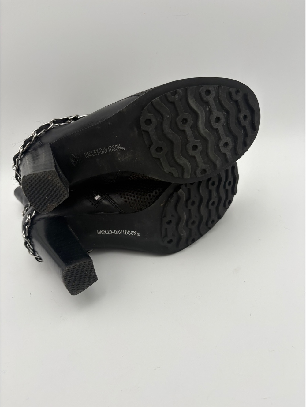 Harley-Davidson Claudia $140 Chain Zip Heel Biker Boots Size 7 1/2 Chain Detail - Picture 7 of 9